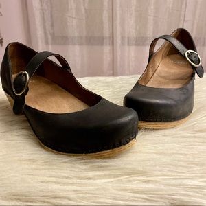 Dansko Missy Mary Jane Black Size 40